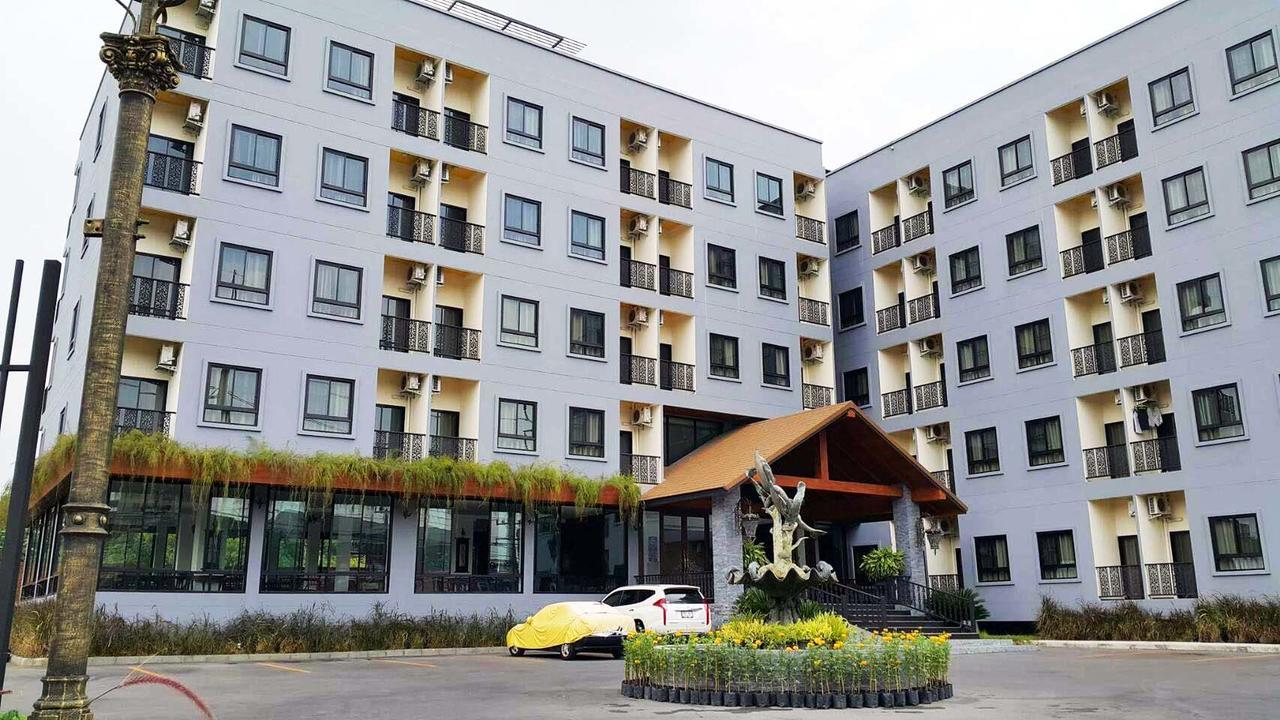 Iya Hotel Pathum Thani Zewnętrze zdjęcie